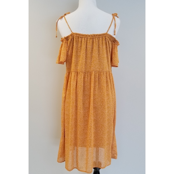 Summer Dress - Picture 2 of 6